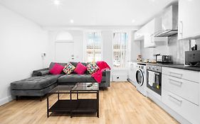 Two Bedroom Apartment- One Choice Stays- Jq