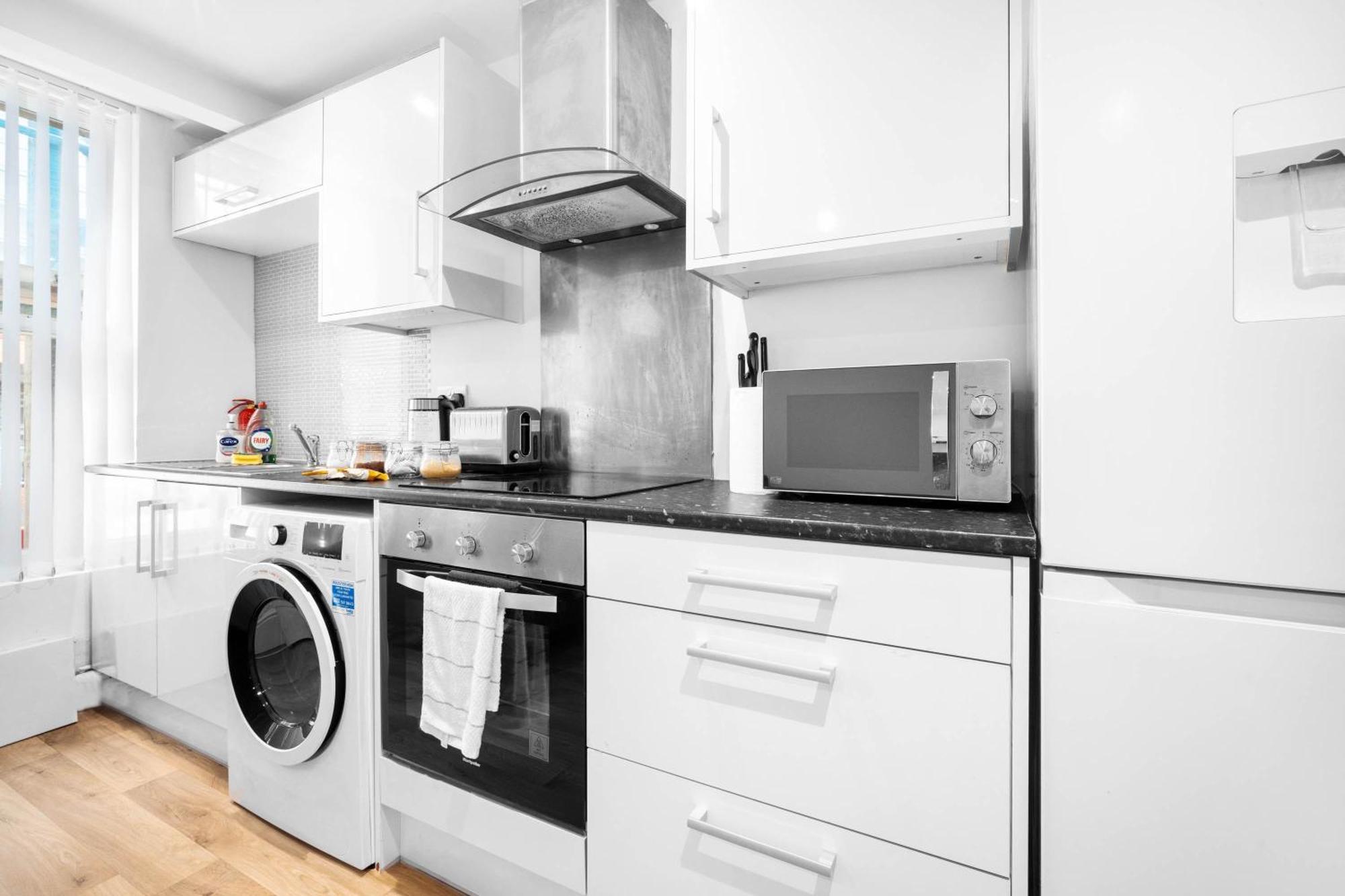 Two Bedroom Apartment- One Choice Stays- Jq Birmingham Exterior photo